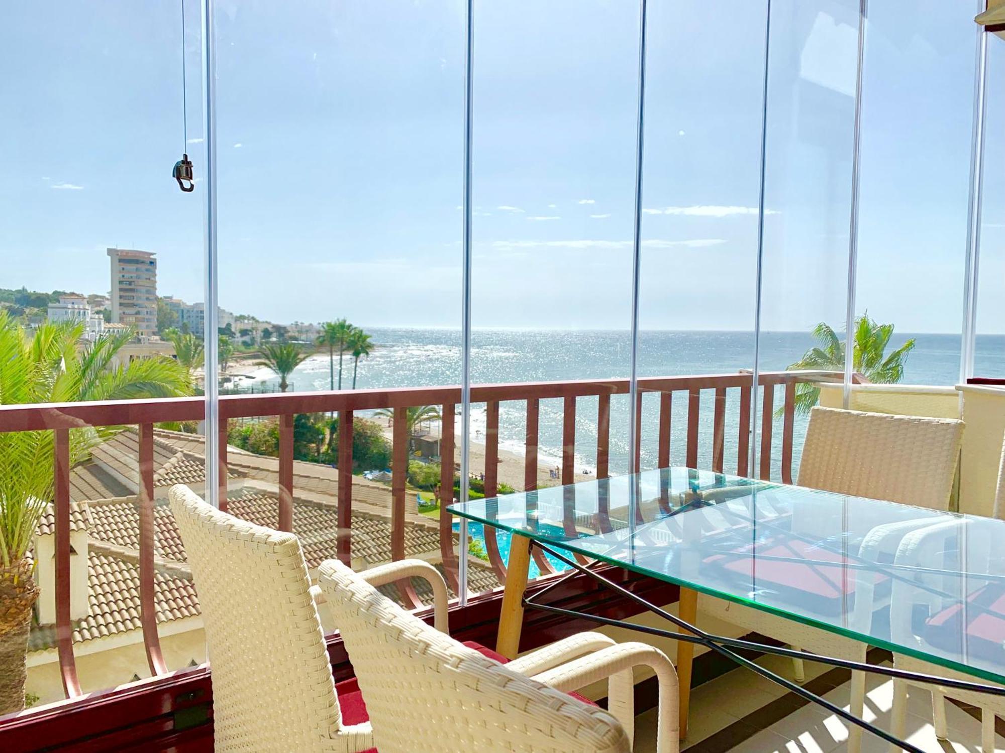 Urbanization On The Beach Front 1-3 卡拉德米哈斯 外观 照片
